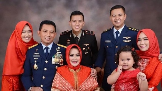 Siapa Nadya Afiefa Putri? Kakak Hafiz Akbar yang Dinikahi Kapten Penerbang Windi Lion