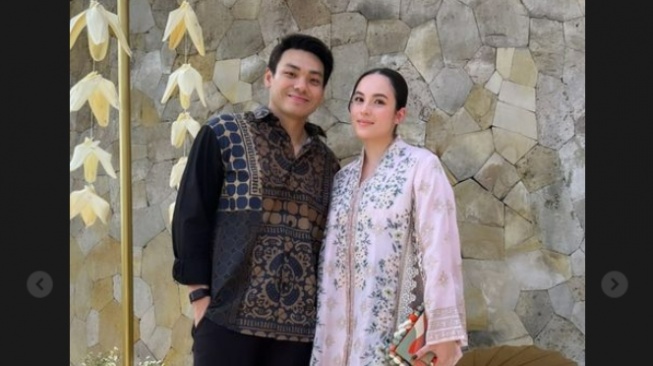 Chelsea Islan dan suaminya menghadiri pernikahan BCL dan Tiko Aryawardhana (Instagram)