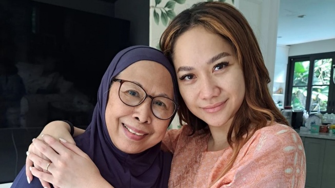 Berat Hati, Ibu Ashraf Sinclair Sebut Kisah Cinta BCL dengan Anaknya Sudah Berakhir