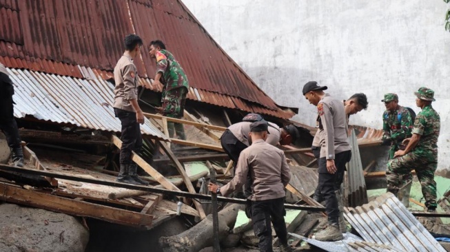 160 Warga Korban Banjir Bandang-Longsor di Humbahas Diungsikan, 11 Orang Masih Hilang