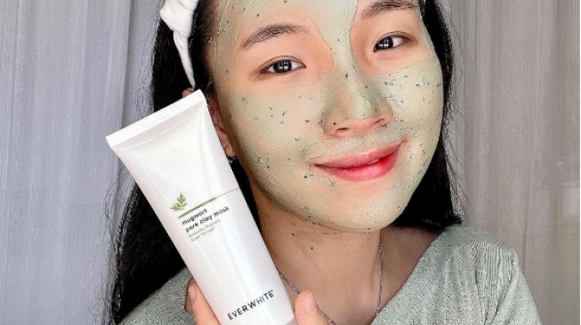 Rekomendasi 3 Masker Mugwort Terbaik yang Bisa Hempas Pori-pori