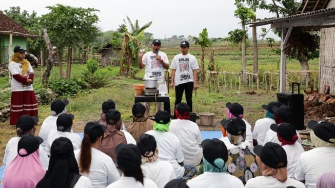 Petani Bojonegoro Keluhkan Langkanya Pupuk ke G-Creasi