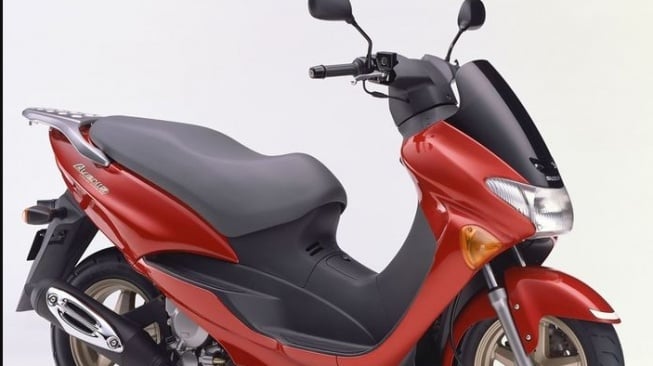 Potret Kembaran Yamaha NMAX dari Suzuki, Tenaganya Sedikit Lebih Besar