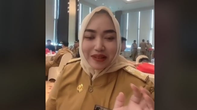 Kades Cantik di Bogor [TikTok]