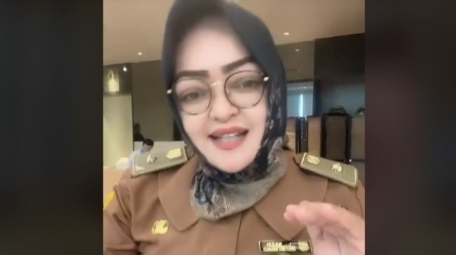 Kades Cantik di Bogor [TikTok]