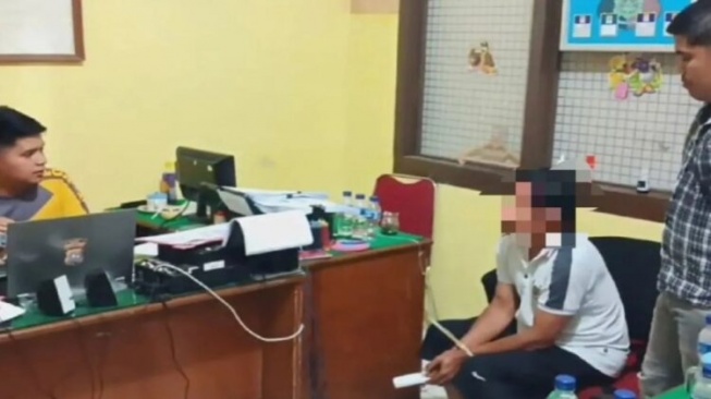 Kronologi Guru Olahraga Cabuli Siswi SD di Toilet Sekolah, Diiming-imingi Uang Rp 30 Ribu