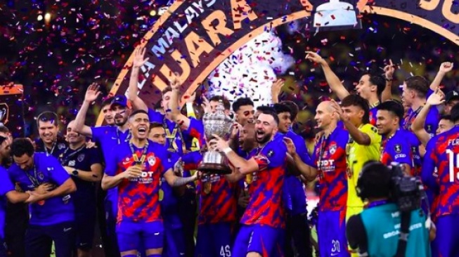 Juarai Piala Malaysia 2023, Jordi Amat Lewati Rekor Legenda Timnas Indonesia