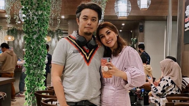 Suami Nisya Ahmad Kerja Apa? Adik Ipar Raffi Ahmad Pernah Dituduh Pengangguran dan Numpang Hidup