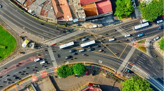 Jadi Culture Shock Orang Jakarta, Ini Alasan Lampu Merah di Bandung Hening