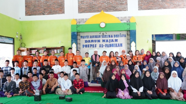 Bekerjasama dengan komunitas Bike To Work, Swiss-Belboutique Yogyakarta mengadakan Bike Clinic ke Panti Asuhan Darun Najah pada tanggal 18 November 2023. 