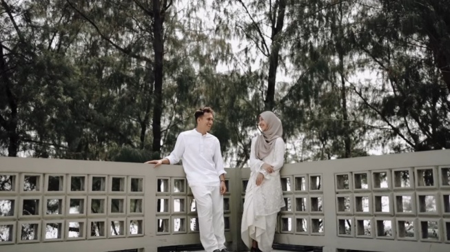 Potret Prewedding Halal Adiba Khanza dan Egy Maulana Vikri yang Tak Bersentuhan (Instagram/@antzcreator)