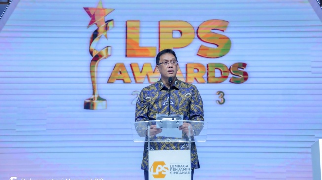Ketua Dewan Komisioner LPS, Purbaya Yudhi, memberi sambutan dalam Acara LPS Award 2023 di Hotel Fairmount, Jakarta, Rabu (6/12/2023). [Foto dok. LPS]