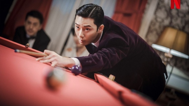 Potret Park Seo Joon di Gyeongseong Creature (Instagram/@netflixkcontent)