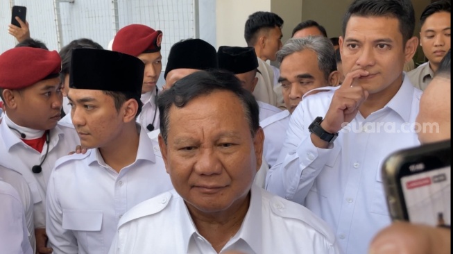 Ketua Umum Partai Gerindra, Prabowo Subianto, mengumpulkan jajaran pengurus dan kader dalam Rapat Koordinasi Nasional (Rakornas), Jumat (15/12/2023). (Suara.com/Novian)