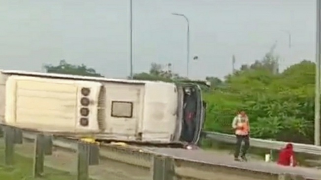 Kronologi Kecelakaan Bus Handoyo di Tol Cipali dan Daftar Korban