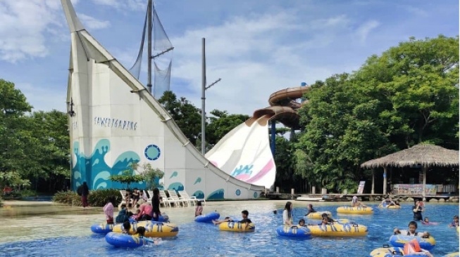 Bugis Waterpark, Berenang hingga Coba Beragam Wahana Seru di Kota Makassar