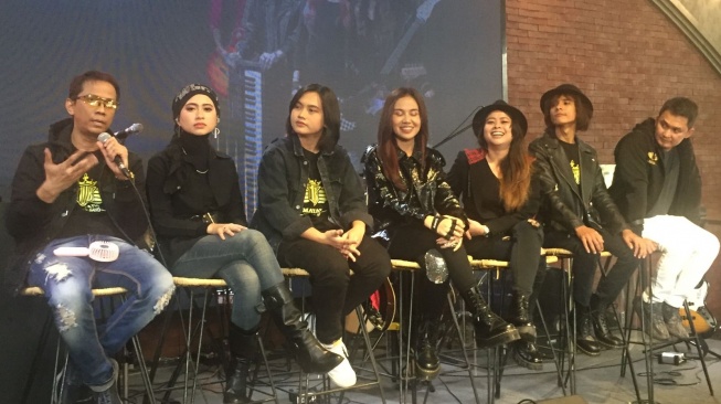 Bersama Voice Band, Mayang Lucyana Rilis Mini Album Story of Love