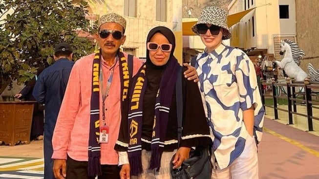 Fakta ibadah umrah Princess Jessica Rinrada (Instagram/@princessjessicaofficiall)