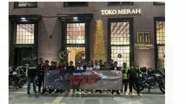 Touring komunitas ini merupakan bagian dari kegiatan Honda CB150X Jelajah Misteri ‘Dua Alam’ yang diinisiasi oleh PT Astra Honda Motor (AHM) [Wahana Honda]