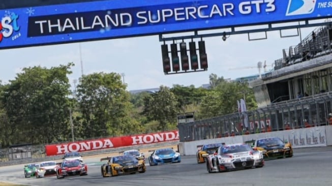 Balap Touring TSS 2023 Rampung, Driver Asal Indonesia Ini Kantongi Gelar Juara Audi Sport Asia Trophy