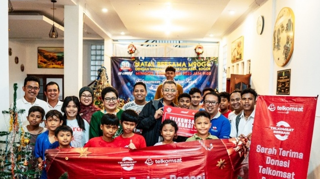 Telkomsat Salurkan Bantuan ke Panti Asuhan Yayasan Bhakti Kasih Abba