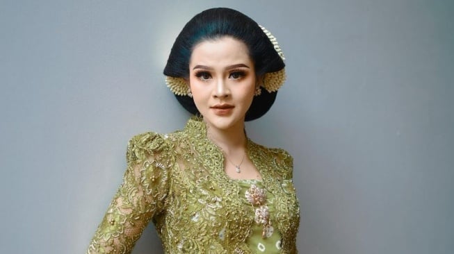 Baru 5 Bulan Nikah, Bella Bonita Akhirnya Ungkap Alasan Gelar Acara Mitoni