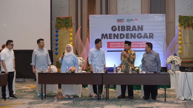 Calon wakil presiden nomor urut 2, Gibran Rakabuming Raka kampanye di Manado, Sulawesi Utara, Minggu (24/12/2023). [Ist]