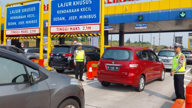 Arus Lalu-lintas Jelang Nataru Meningkat, Polda Jateng Aktifkan Tim Urai Kemacetan