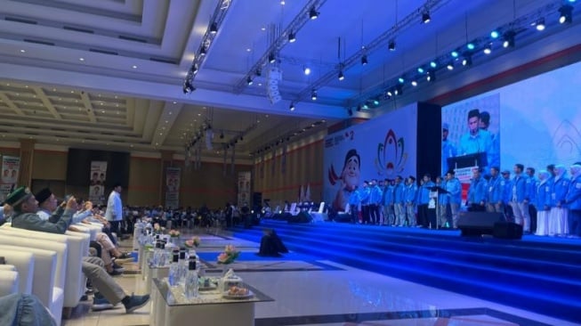 Capres Prabowo Subianto saat menghadiri Deklarasi Gerakan Muslim Persatuan Indonesia (Gempita) di Gedung Sudirman Grand Ballroom, Bandung, Rabu (27/12/2023). [Suara.com/Novian]