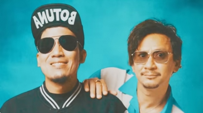 Deddy Mahendra Desta dan Vincent Ryan Rompies pendiri Vindes Sport. (Tangkapan layar Vindes/YouTube)