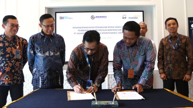 Kebut Pembangunan Infrastruktur, Bank Mandiri Salurkan Kredit kepada Supplier/Subkontraktor JMTM Rp 100 Miliar