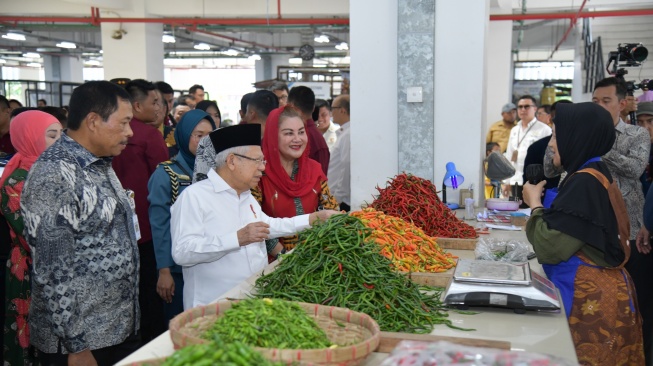 Jaga Stabilitas Harga Pangan, Wapres Maruf Amin Pantau Penjualan Sembako di Pasar Johar Semarang