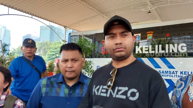 Kena Tipu Rp20 Juta dengan Modus Tawaran Manggung, Rayen Pono eks Pasto Lapor Polisi