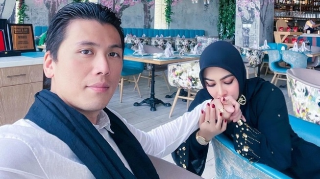 Potret Syahrini Liburan di Dubai (Instagram/@princessyahrini)