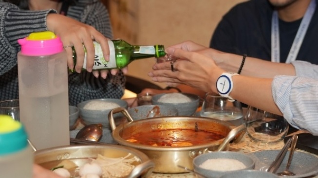 Pas Untuk Perayaan Tahun Baru, Ini Jenis Makanan yang Cocok Disantap Bersama Soju