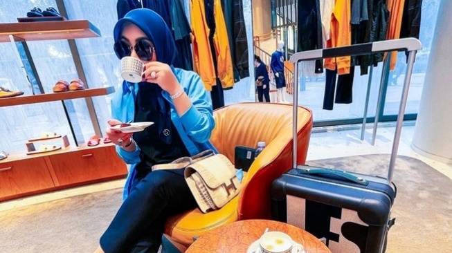 Potret Syahrini Liburan di Dubai (Instagram/@princessyahrini)