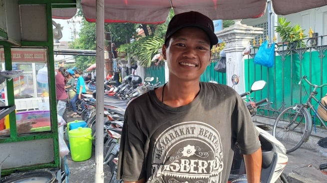 Berkah Libur Natal dan Tahun Baru, Sejumlah Penjual Jajanan di Jogja Panen Cuan hingga Dua Kali Lipat