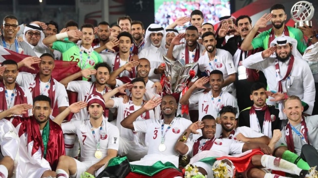 Timnas Qatar usai menjadi juara Piala Asia 2019 di Uni Emirat Arab.(Qatar Football Association)