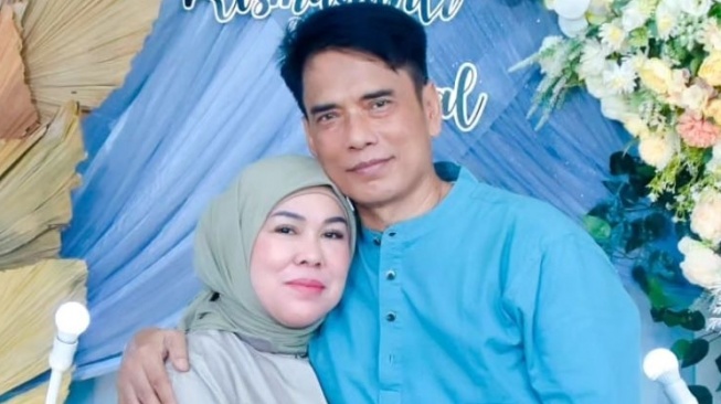 Potret Mesra Ayah dan Ibu Lesti Kejora (Instagram/@ayah_kejora)
