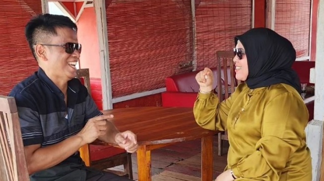 Potret Mesra Ayah dan Ibu Lesti Kejora (Instagram/@ayah_kejora)