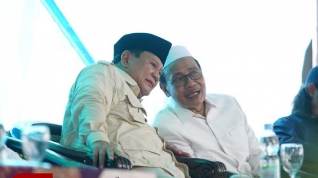 Dinobatkan Sebagai Sahabat Santri Indonesia, Begini Respons Prabowo Subianto