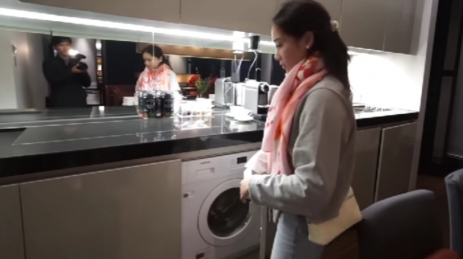 Penginapan Raffi Ahmad di London. (YouTube/Rans Entertainment)