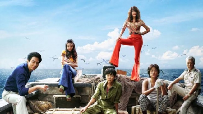 Review Film 'Smugglers', Drama Komedi Menyentuh tentang Perempuan Tangguh