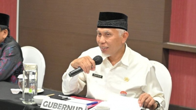 Mahyeldi Klaim Kinerja Makro Sumbar 2023 Melebih Target, Ini Datanya