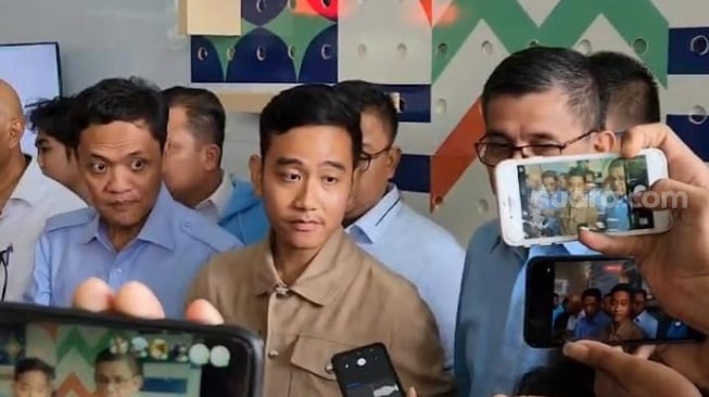 Disebut Cawapres Tak Berwibawa, Gibran Balas dengan Elegan