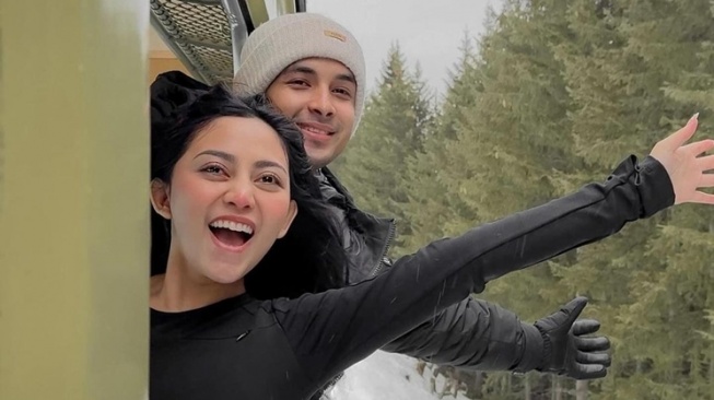 Potret Liburan Rachel Vennya dan Salim Nauderer (Instagram/@rachelvennya)