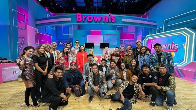 Potret Penampilan Ivan Gunawan di Ultah Brownis (Instagram/@brownis_ttv)