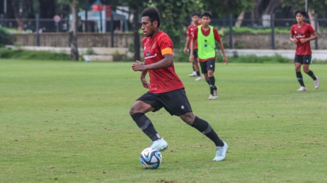 Pemain Timnas Indonesia U-20, Iqbal Gwijangge. (pssi.org)