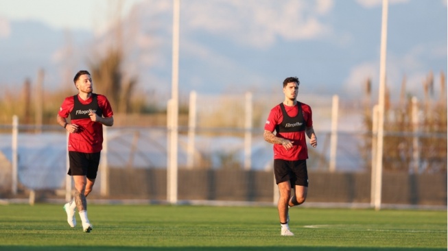 Marc Klok dan Shayne Pattynama dalam pemusatan latihan bersama Timnas Indonesia (pssi.org)