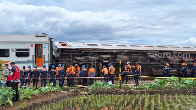 Korban Meninggal dan Luka dalam Kecelakaan KA Turangga - KA Lokal Bandung Raya Peroleh Santunan